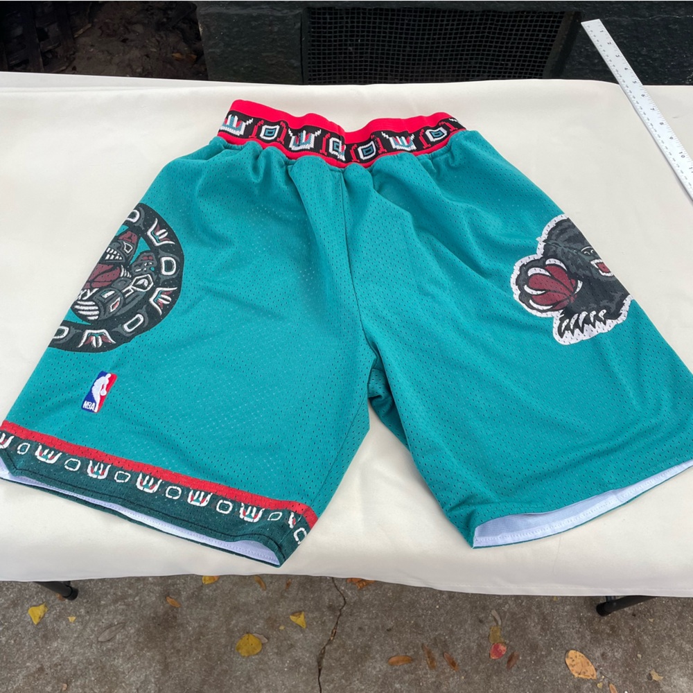 Just Don M&N Vintage Style Vancouver Grizzlies Basketball Shorts Small NBA 95-96
